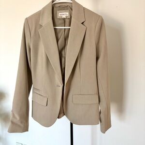 Light tan blazer